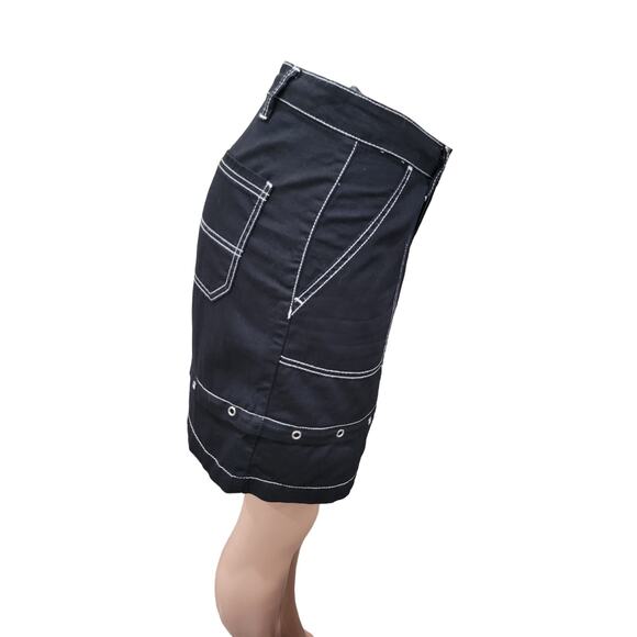 Hot Topic Grommet Carpenter Shorts Size 28 Women’s Black Punk Goth Streetwear - Picture 9 of 10